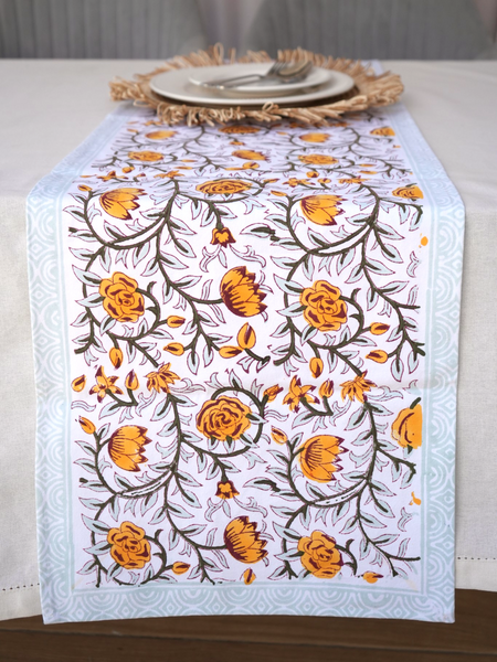 Rose garden Table Runner