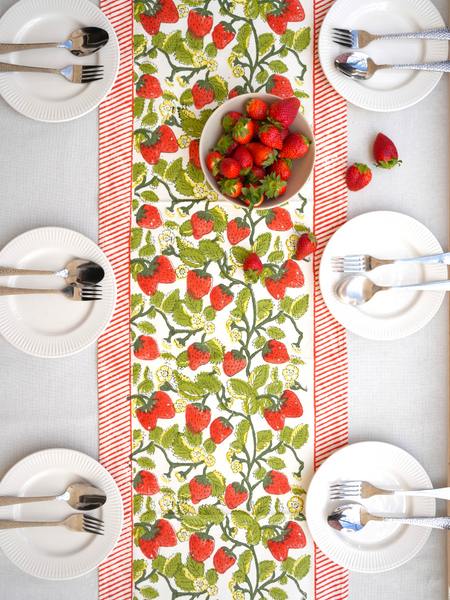 Strawberry feast Table runner
