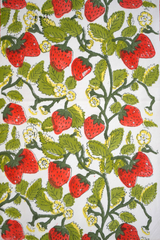 Strawberry feast Table runner