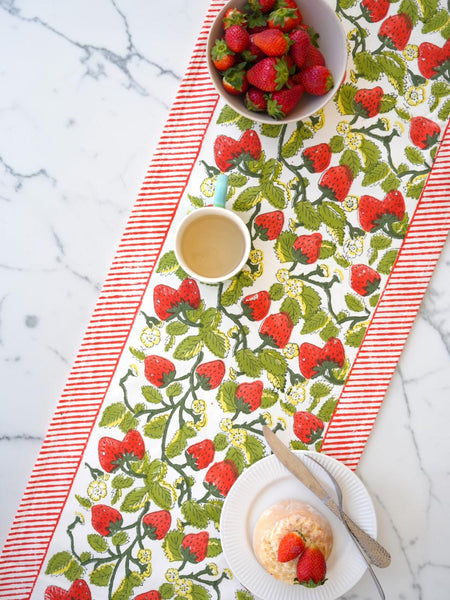 Strawberry feast Table runner