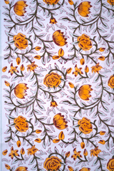 Rose garden Table Runner