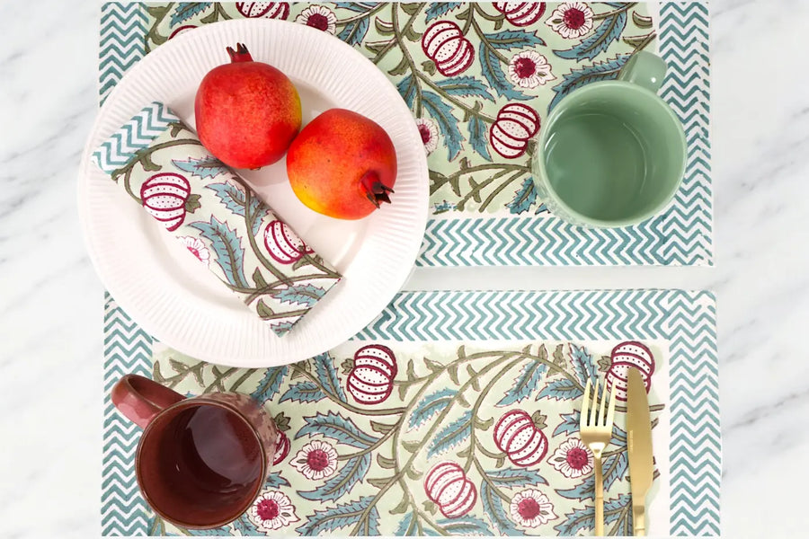 Table Placemat with matching napkin-Christmas Time