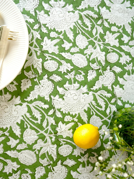 Pistachio Lover Tablecloth