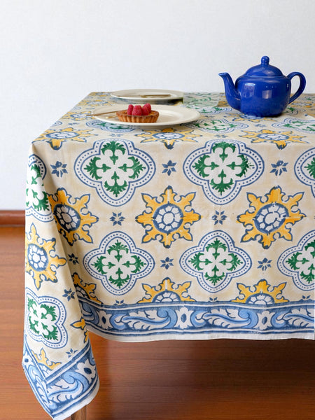 Alfama's Memory Tablecloth