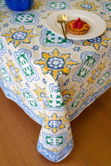 Alfama's Memory Tablecloth