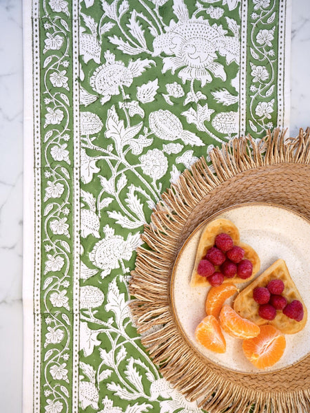 Pistachio Lover table runner