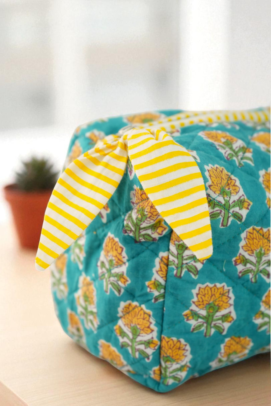 Quilted Pouch in Teal Tropicana
